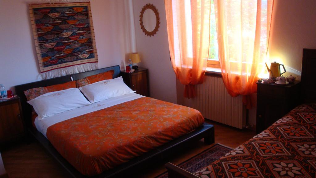 Il Melograno Bed & Breakfast Borgo San Dalmazzo Room photo